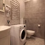 Vintage 1br In Quiet Center Of Apartmán Riga