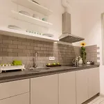 Apartmán Vintage 1br In Quiet Center Of