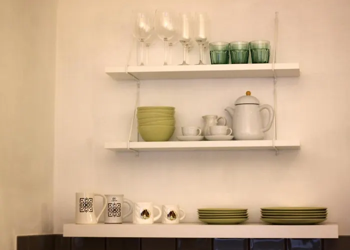 Vintage 1br In Quiet Center Of Dzīvoklis Riga